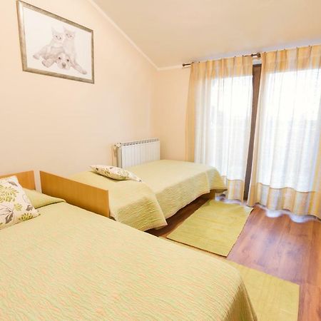 Apartments Mirjana Novigrad Istria Exteriör bild